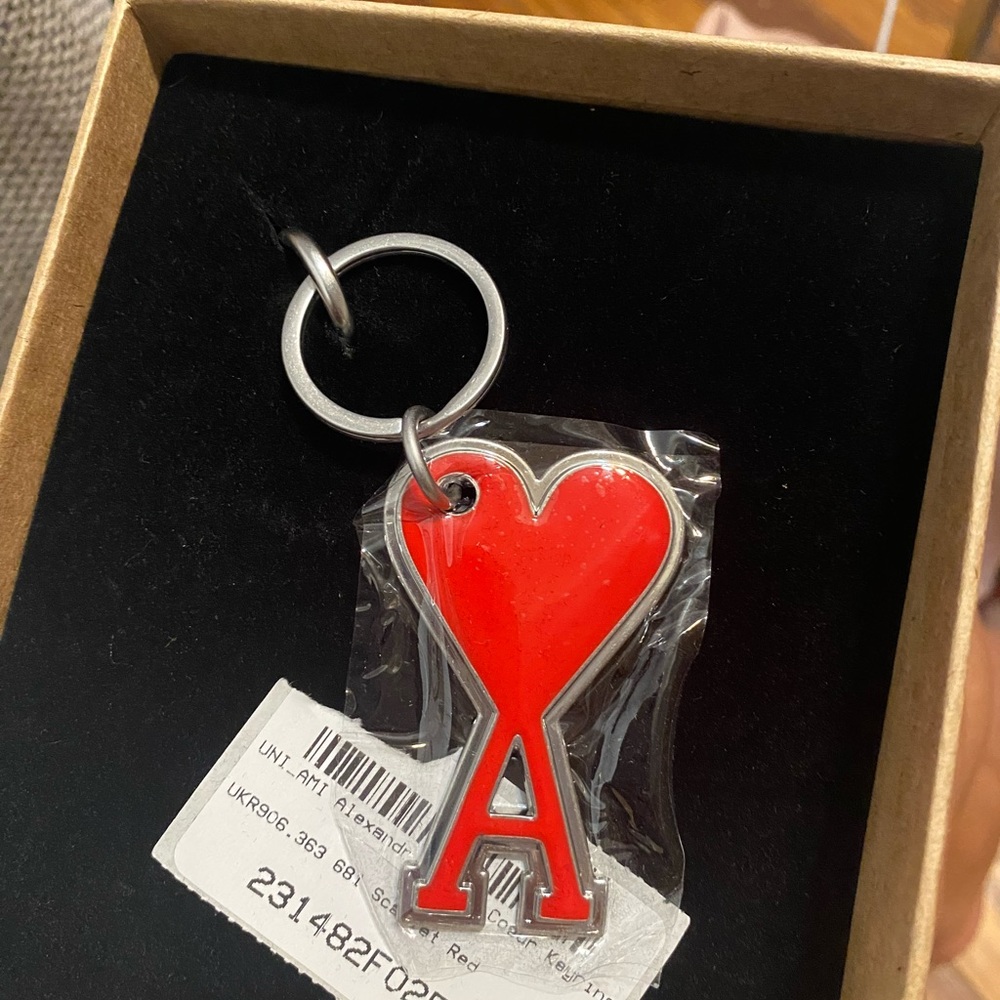 AMI Silver & Red Ami de Cœur Keychain